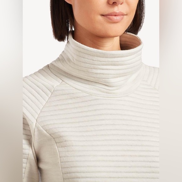 Kuhl‎ Sweater Women's Size Small Purple Grey "Verena" Pullover Wool Jersey Blend - Picture 11 of 13